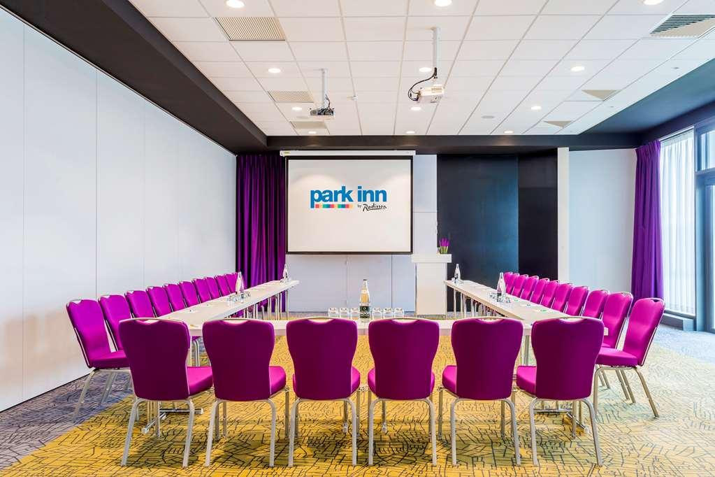 Park Inn By Radisson Lille Grand Stade Villeneuve-d'Ascq Facilities photo