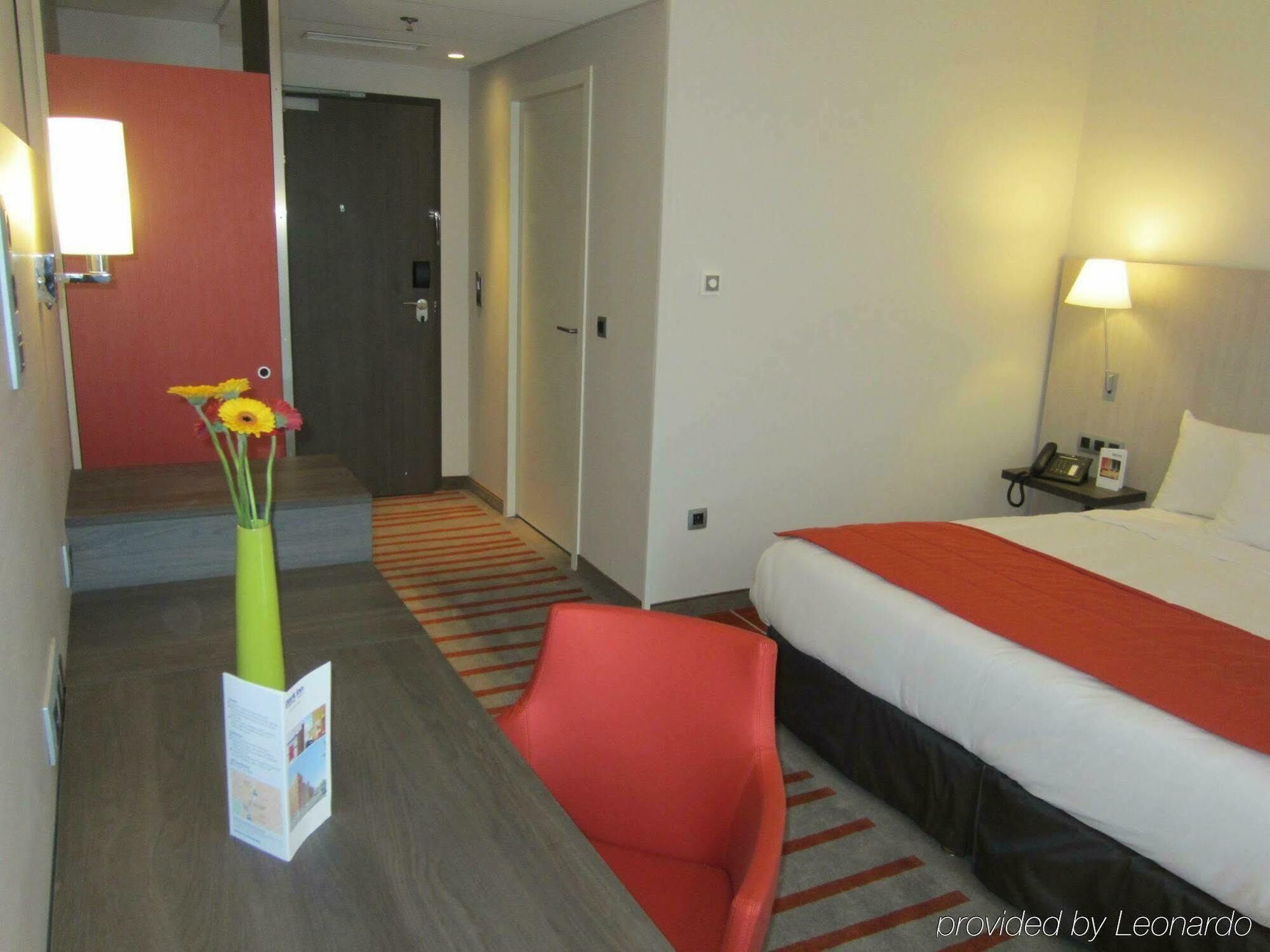 Park Inn By Radisson Lille Grand Stade Villeneuve-d'Ascq Room photo